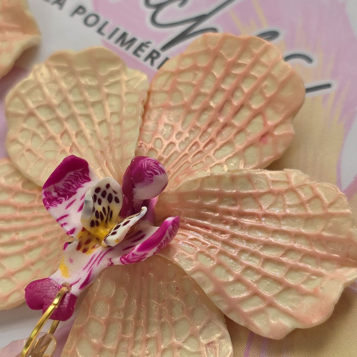 Orquidea damasco tornasol - L